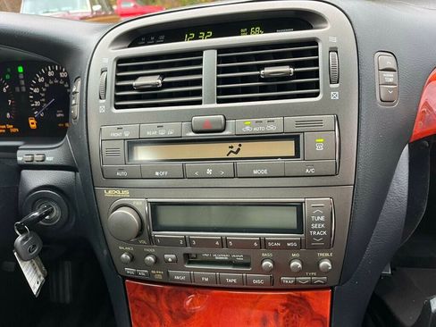 Used 2005 Lexus LS 430 image 56