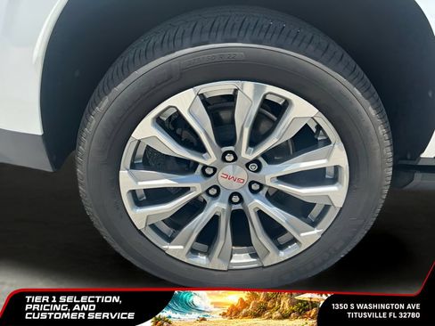 Used 2022 GMC Yukon Denali RWD image 42