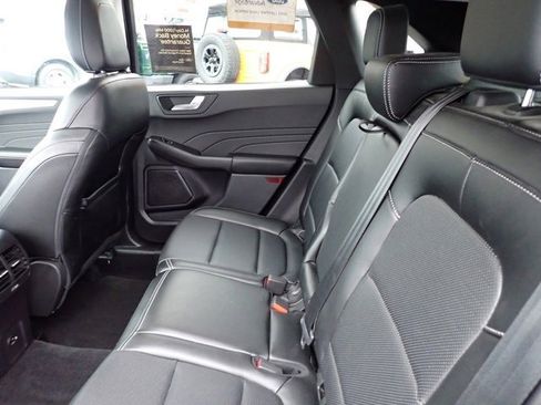 Certified 2022 Ford Escape SEL image 18