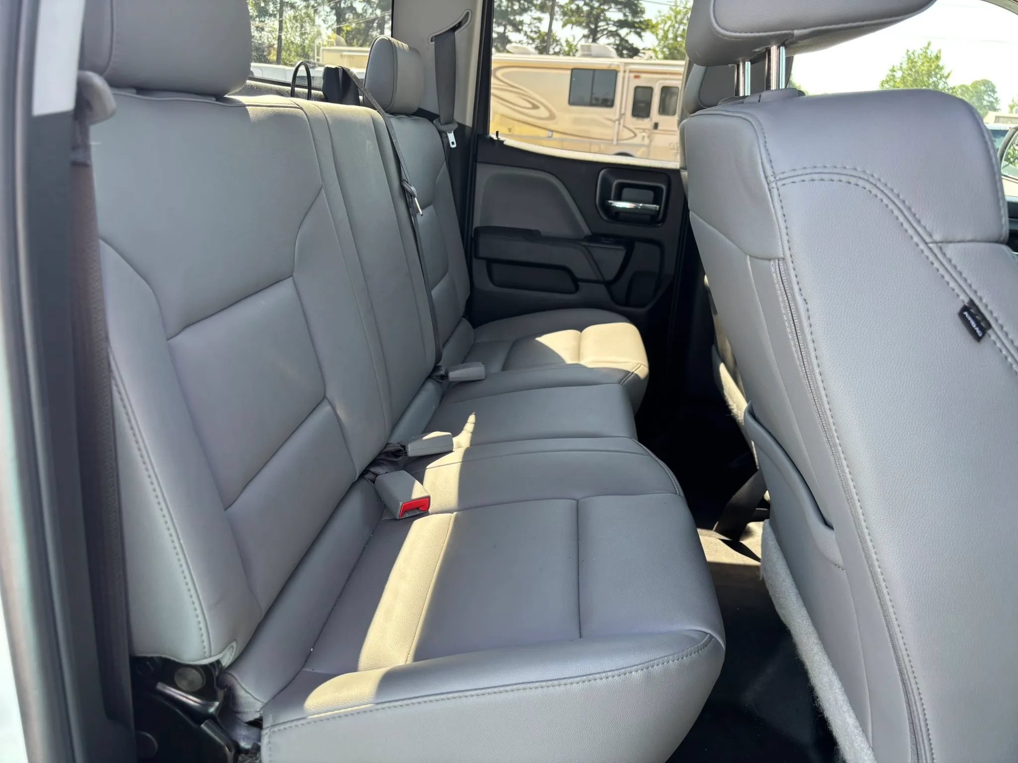 Used 2018 Chevrolet Silverado 1500 W/T w/ WT Convenience Package AWD/4WD image 17