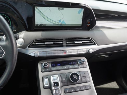 Used 2022 Hyundai Palisade Calligraphy FWD image 16
