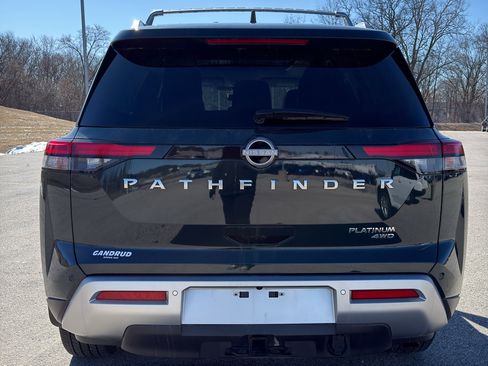 Used 2024 Nissan Pathfinder Platinum w/ Cargo Package image 7