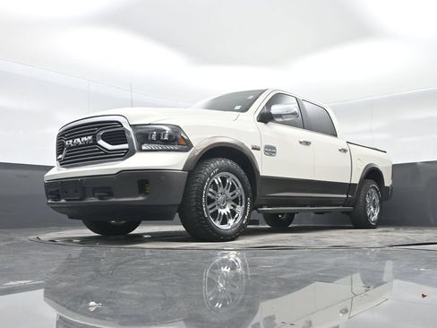 Used 2018 RAM 1500 Laramie Longhorn RWD image 25