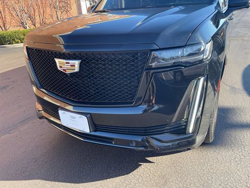 Used 2021 Cadillac Escalade Sport w/ Driver Assist Tech Package image 2
