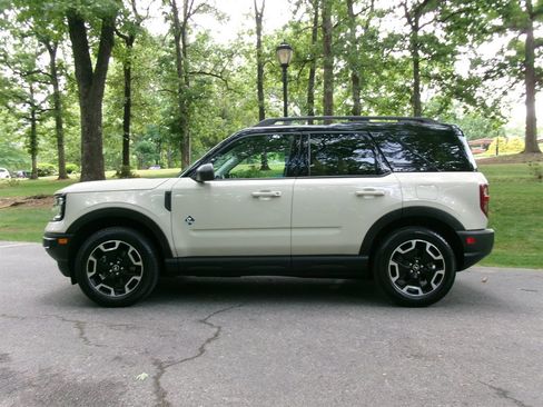Used 2024 Ford Bronco Sport Outer Banks w/ Tech Package AWD/4WD image 8