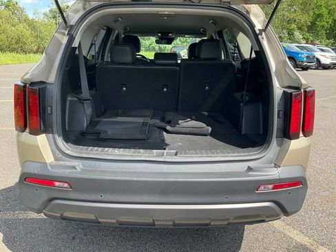 Used 2021 Kia Sorento S AWD/4WD image 19