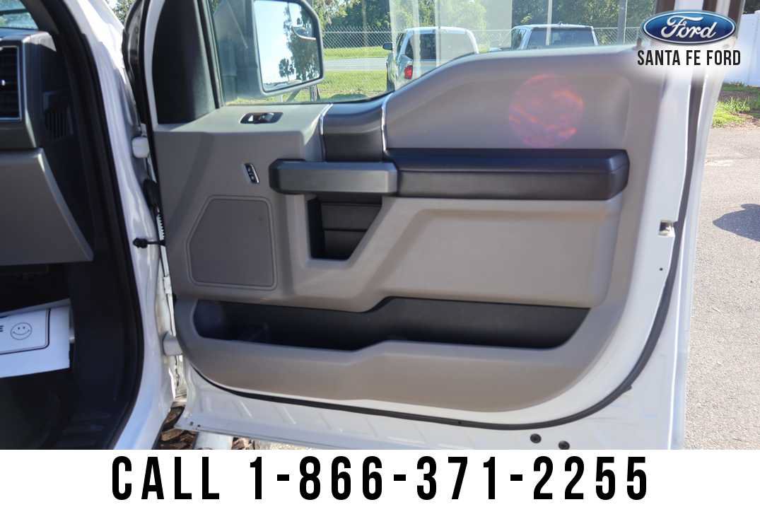 Used 2017 Ford F150 XLT w/ XTR Package AWD/4WD image 34