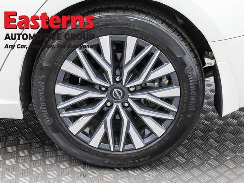 Used 2024 Nissan Altima 2.5 SV w/ SV Premium Package image 33