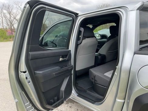 Used 2024 Toyota Tacoma TRD Off-Road image 16