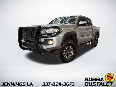 Used 2017 Toyota Tacoma TRD Off-Road w/ Tow Package (A/T) image 1