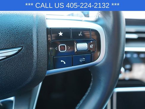 Used 2025 Genesis GV80 2.5T Standard AWD/4WD image 37