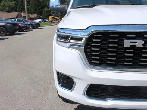 Used 2025 RAM 1500 Tungsten w/ Off Road Group AWD/4WD image 40