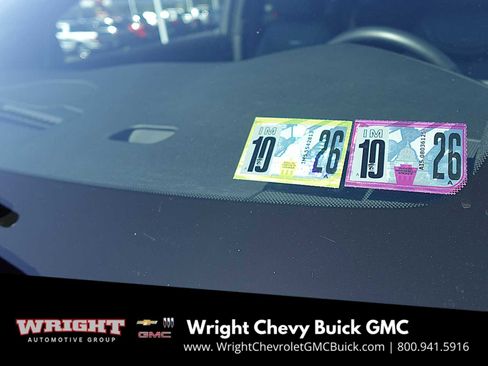 Used 2025 Cadillac XT6 Premium Luxury image 9