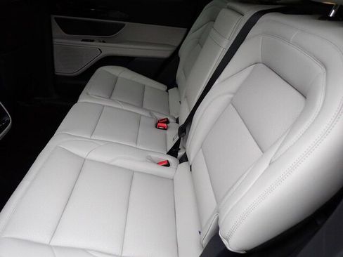 New 2026 Lincoln Nautilus Premier image 38