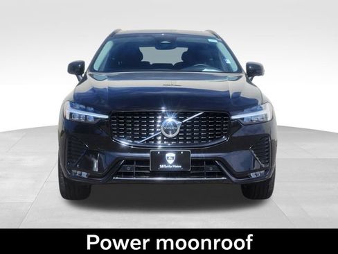 Certified 2025 Volvo XC60 B5 Plus AWD/4WD image 3