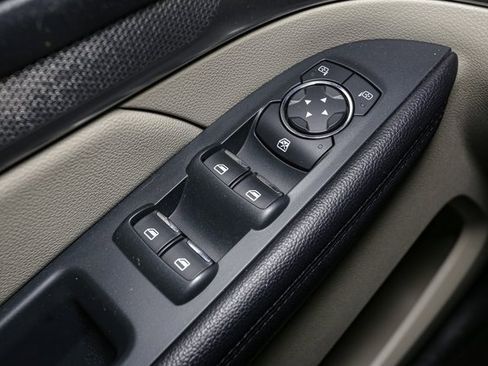 Used 2018 Ford Explorer XLT w/ Equipment Group 201A image 37