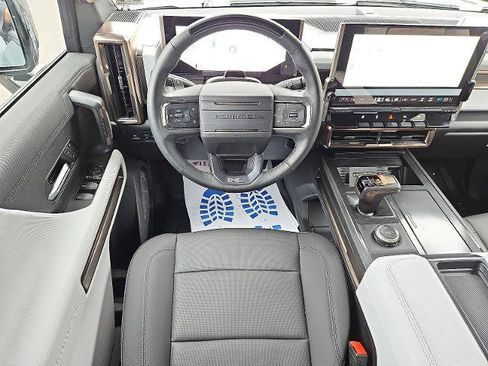 New 2025 GMC Hummer EV 2X image 9