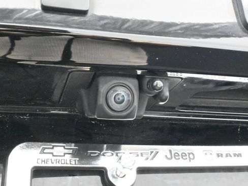 Used 2025 Honda Pilot EX-L image 37
