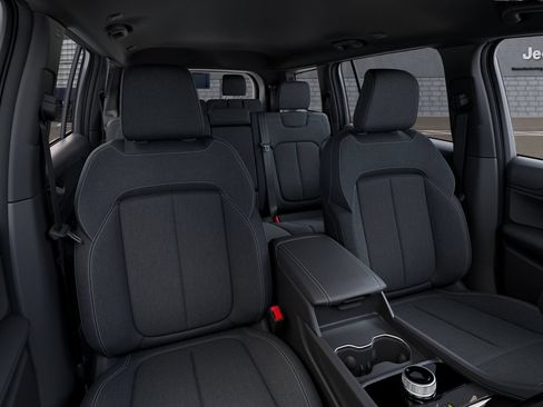 New 2026 Jeep Grand Cherokee L Laredo w/ Trailer Tow Package AWD/4WD image 9