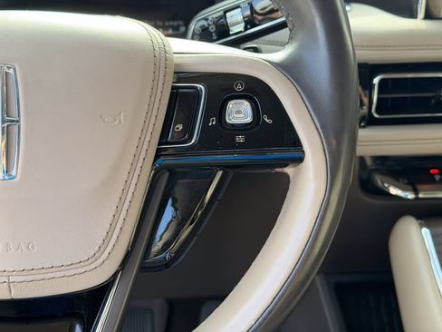 Used 2020 Lincoln Aviator Reserve w/ Equipment Group 202A AWD/4WD image 12