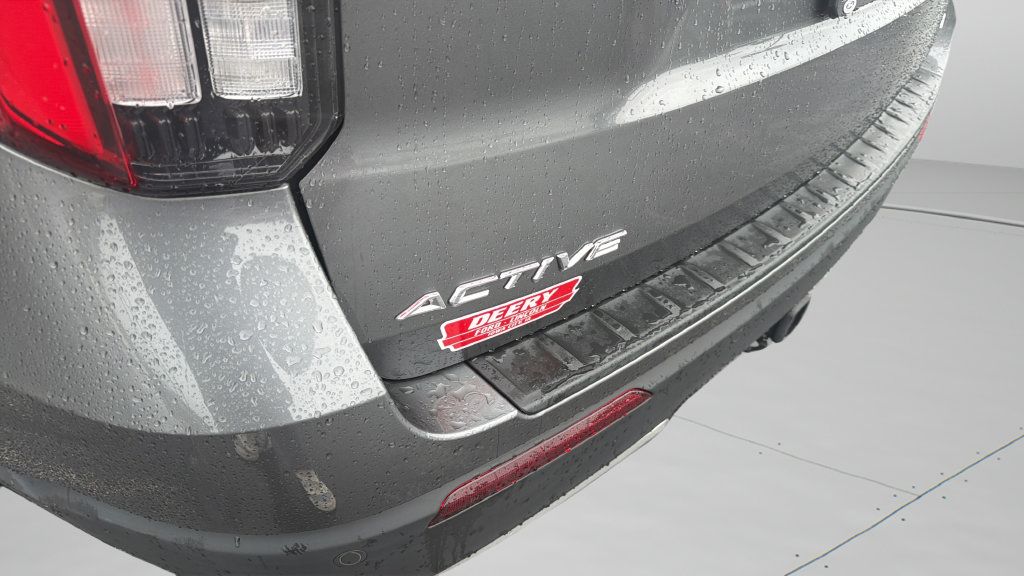 Certified 2025 Ford Explorer Active w/ Active Comfort Package AWD/4WD image 34