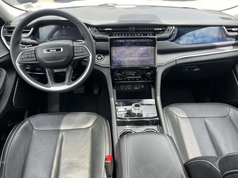 Used 2023 Jeep Grand Cherokee 4WD 4xe image 13