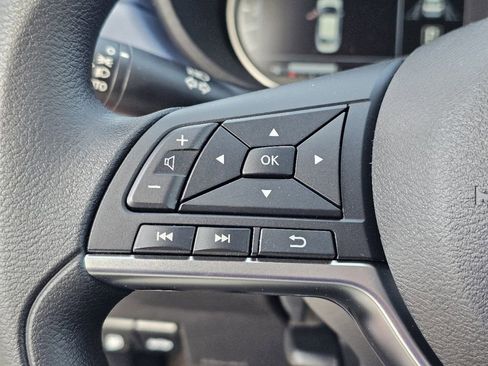 New 2025 Nissan Versa SV image 17