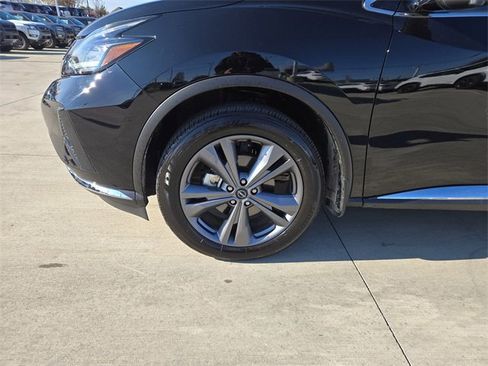 Certified 2024 Nissan Murano Platinum w/ Cargo Package image 37