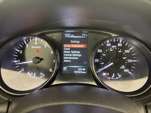 Used 2017 Nissan Rogue S FWD image 23