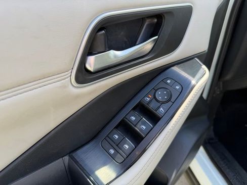 Used 2021 Nissan Rogue SV AWD/4WD image 11