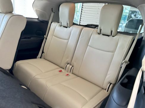 Used 2020 INFINITI QX60 Luxe w/ Essential Package FWD image 46