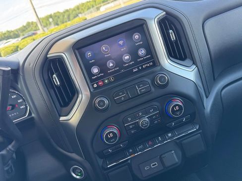 Used 2021 Chevrolet Silverado 1500 LT image 5