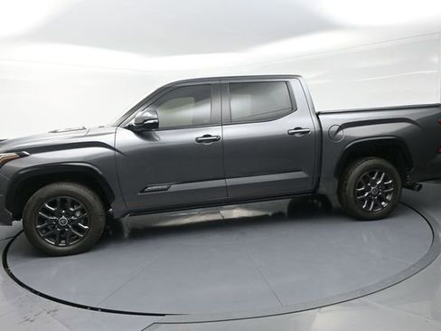 Used 2024 Toyota Tundra Platinum AWD/4WD image 51