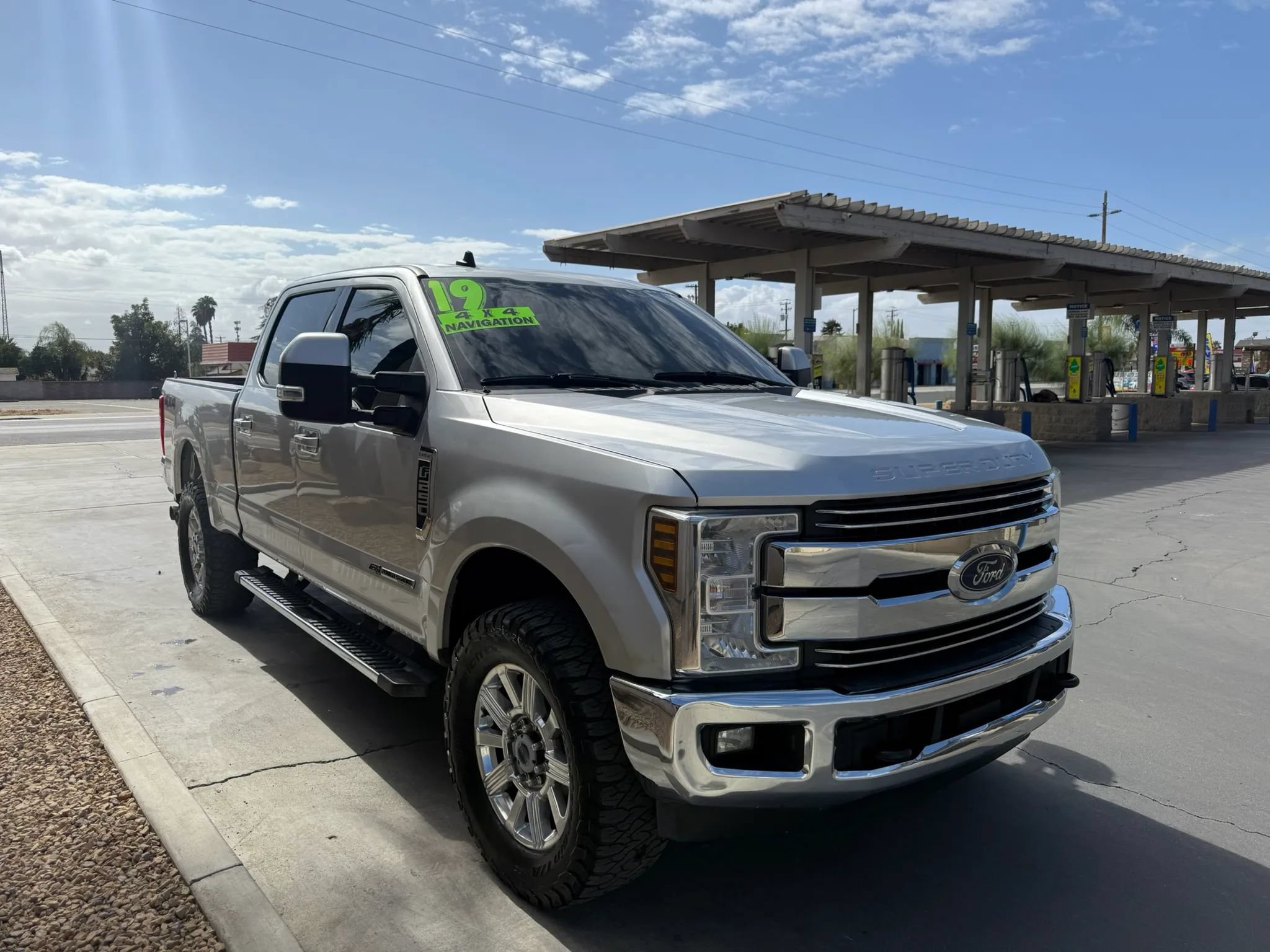 Used 2019 Ford F250 Lariat w/ Lariat Value Package AWD/4WD image 3