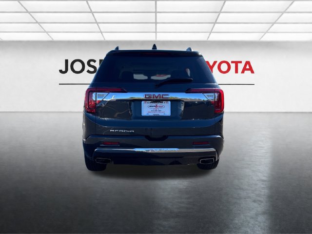 Used 2021 GMC Acadia Denali w/ Denali Technology Package FWD image 8