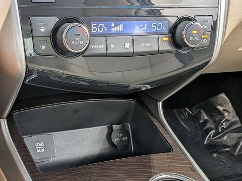 Used 2015 Nissan Altima 2.5 SL w/ Technology Package FWD image 24