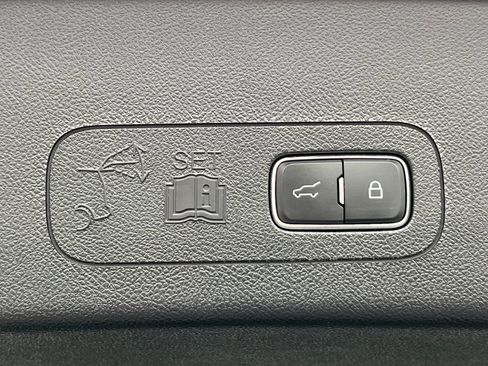 Used 2025 Lincoln Aviator Reserve w/ Equipment Group 201A AWD/4WD image 35
