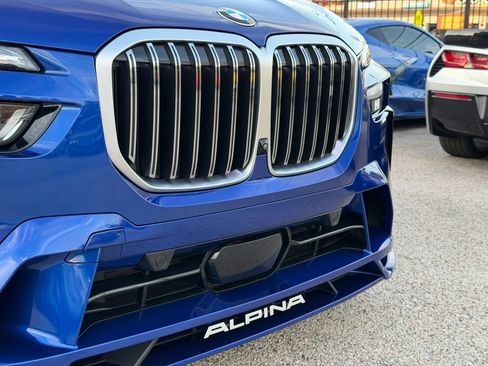 Used 2024 BMW ALPINA XB7 AWD/4WD image 12