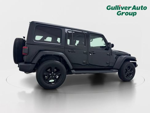 Used 2022 Jeep Wrangler Unlimited Sport AWD/4WD image 9