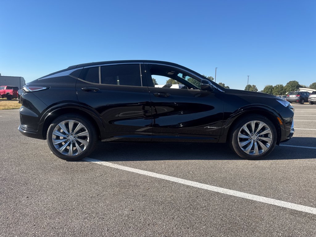New 2026 Buick Envista Avenir FWD image 8