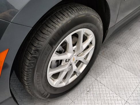 Used 2022 Chevrolet Equinox LS w/ LS Convenience Package FWD image 31