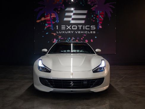 Used 2020 Ferrari GTC4Lusso T RWD image 3