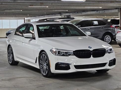 Used 2019 BMW 540i xDrive w/ M Sport Package image 3