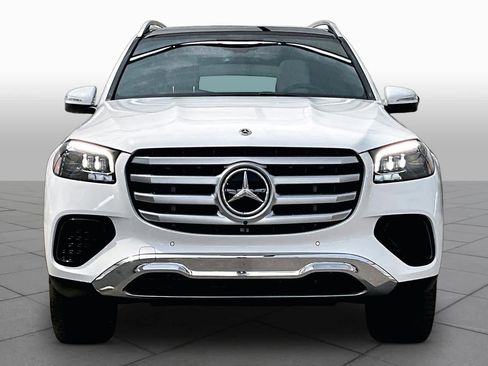 Certified 2025 Mercedes-Benz GLS 450 4MATIC image 4