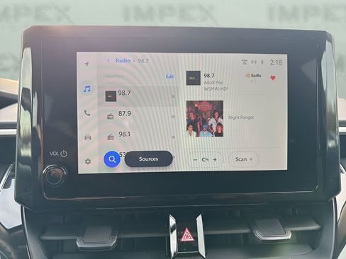 Used 2025 Toyota Corolla LE image 16