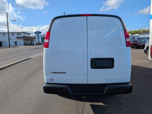 New 2025 Chevrolet Express 2500 w/ Communications Package image 4