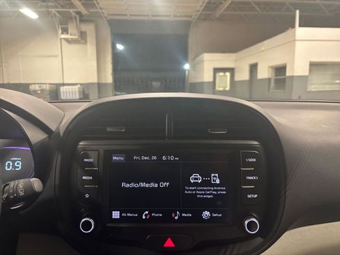 Used 2025 Kia Soul LX w/ LX Technology Package image 21