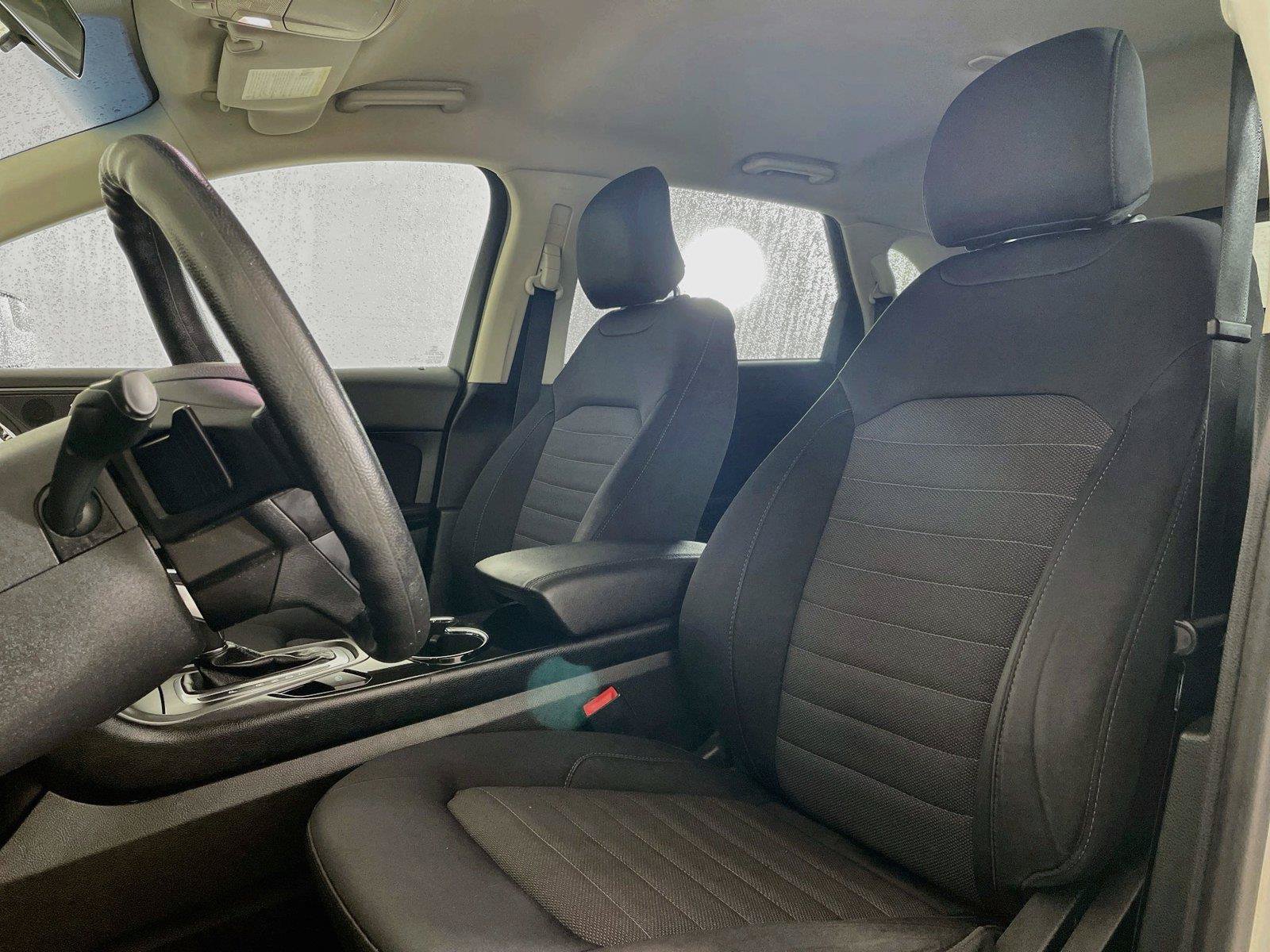 Used 2017 Ford Edge SE AWD/4WD image 5