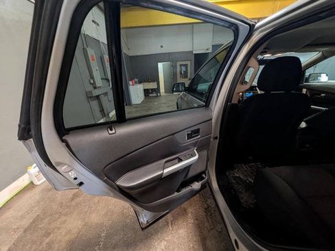 Used 2013 Ford Edge SEL AWD/4WD image 24
