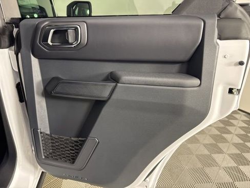 New 2025 Ford Bronco Badlands image 25